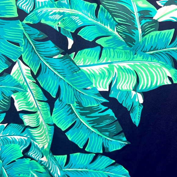 Lands’ End crew neck long sleeve swim shirt. UPF 50 sun protection. Size 1x - Picture 4 of 4